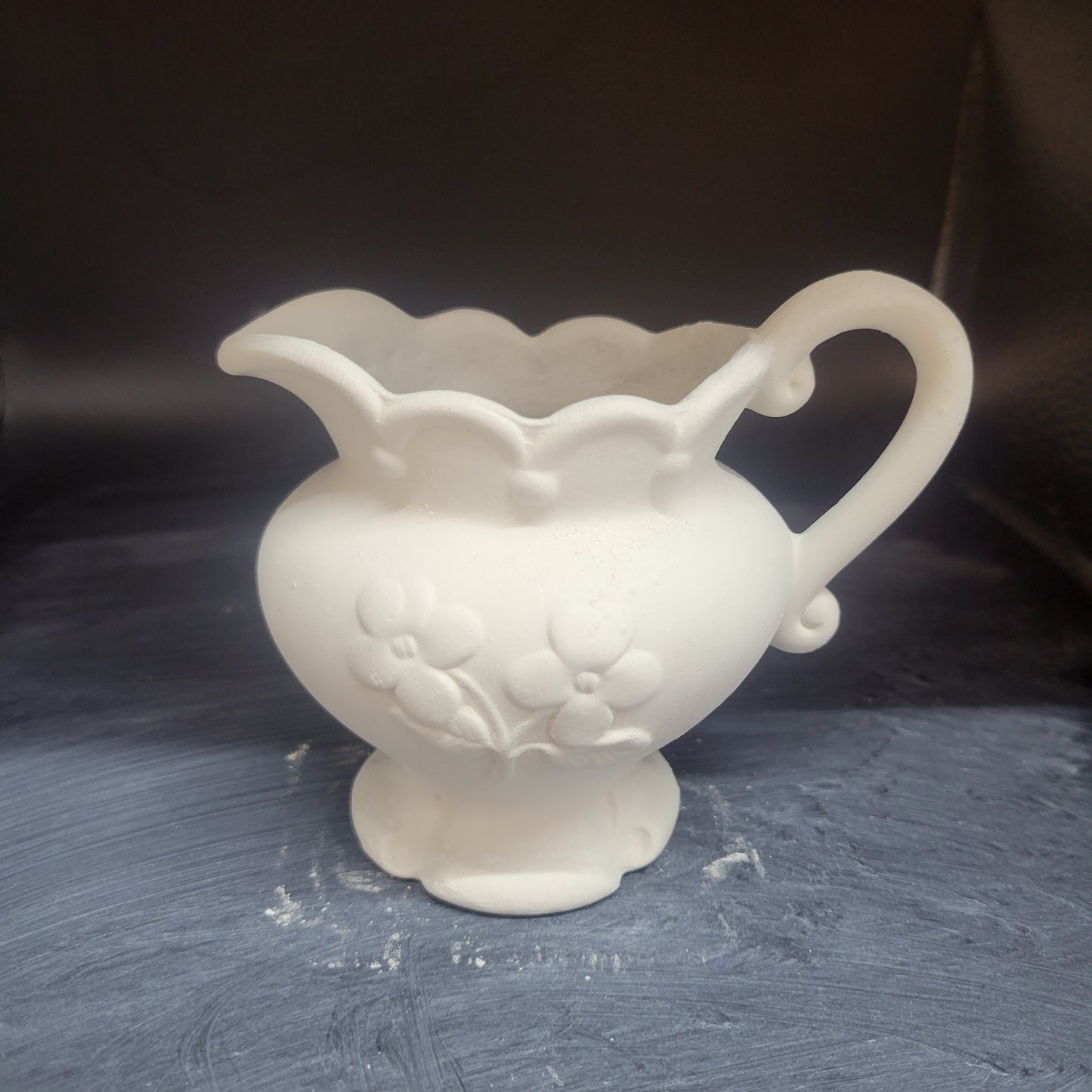 123 Daisy Pitcher sm