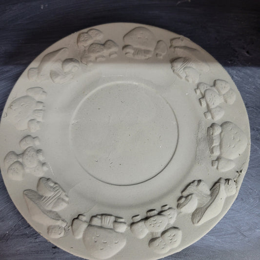 440 Mushroom Saucer