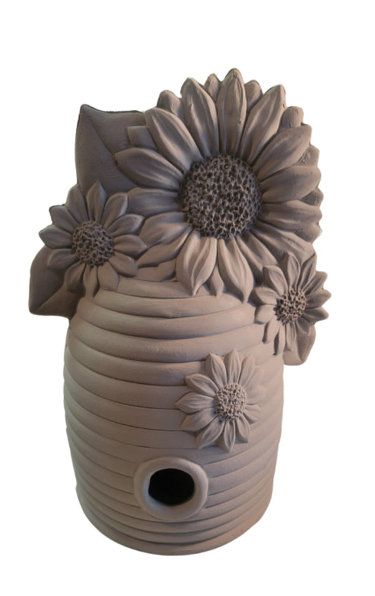 Skep with Sunflowers 4313